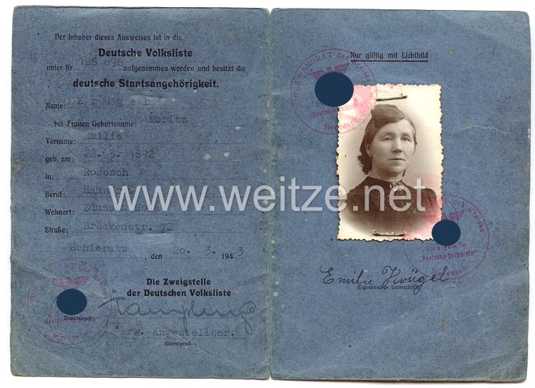 III. Reich - Ausweis der Deutschen Volksliste für eine Frau des Jahrgangs 1892 aus Rososch Bild 2