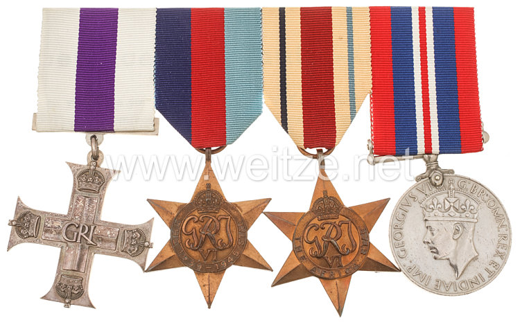 England 2. Weltkrieg Nachlass des späteren gefallenen Leutnants Harris, Träger des "Military Cross" für seinen Kampfeinsatz in Libyen 1942 Bild 2