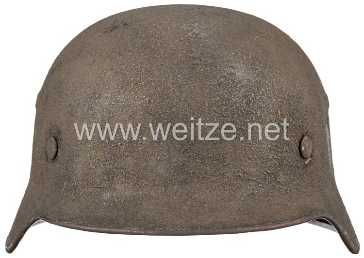 Wehrmacht Stahlhelm M 35 mit 2 Emblemen und Rautarnung Bild 2