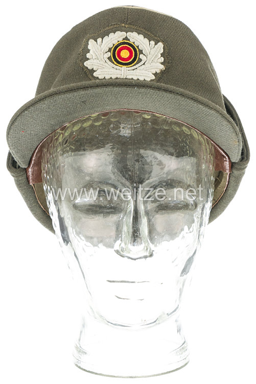 Deutsche Demokratische Republik ( DDR ) Nationale Volksarmee ( NVA ) Skimütze für Offiziere der Mot-Schützen  Bild 2