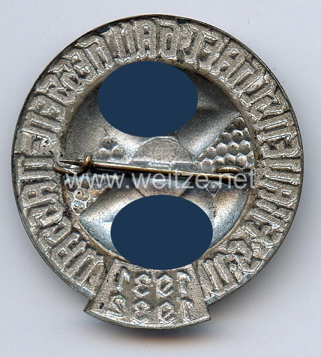 Nationalsozialistische Frauenschaft ( NSF ) - Ehrennadel des Gaues Hessen-Nassau zur Erinnerung an die Kampfzeit 1931-1932 Bild 2